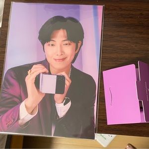 Samsung x BTS experience NYC Pop-Up Photo cards and post cards